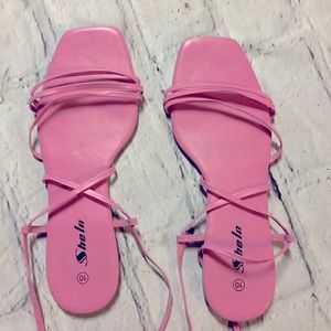SHEIN PINK WOMENS SHOES.